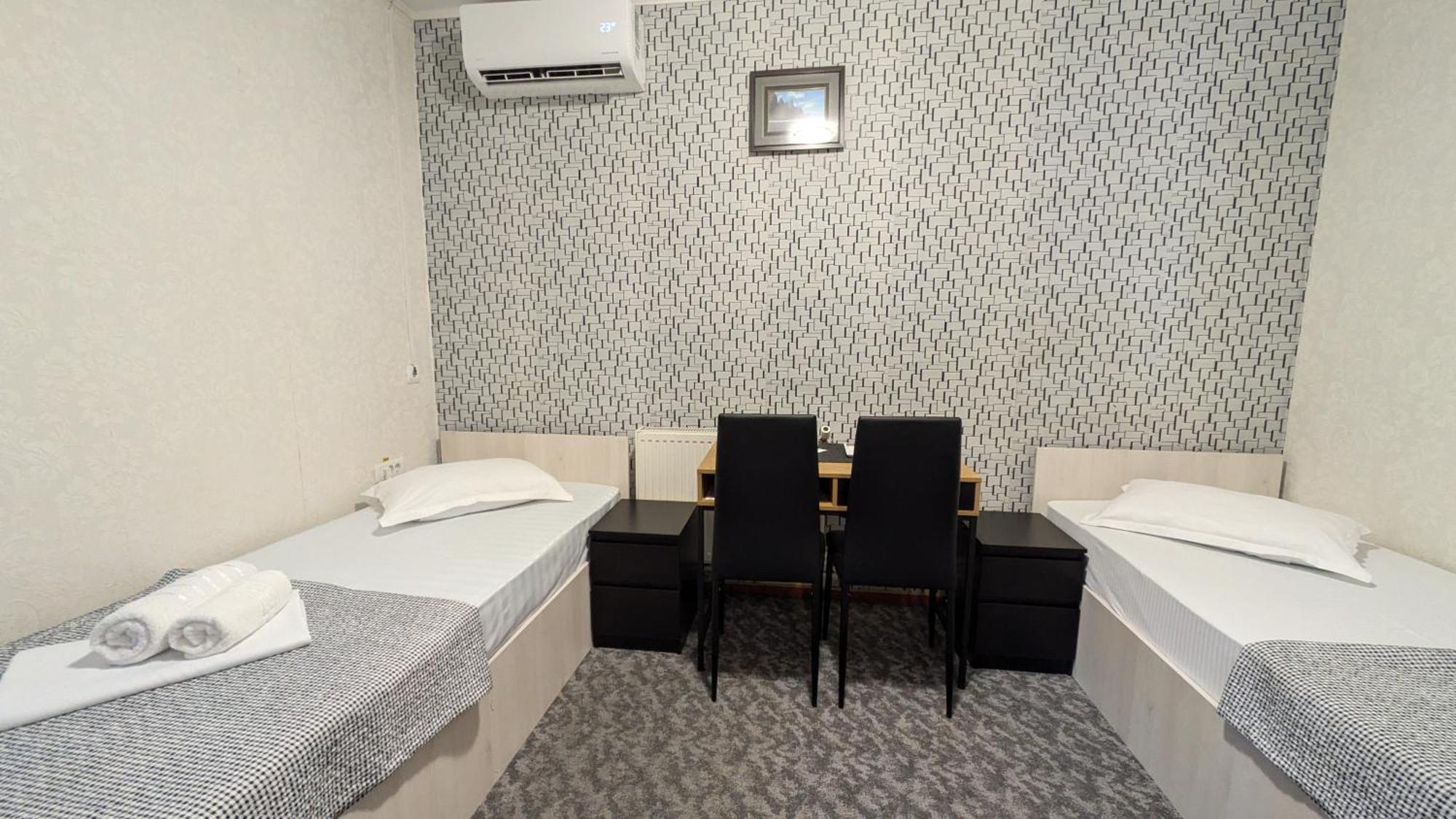 Motel Don Tomaso Vaslui Ngoại thất bức ảnh